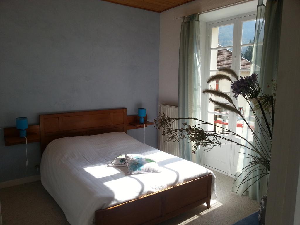 Les Grands Goulets Bed & Breakfast ลาชาแปล็อง-แวร์กอร์ ภายนอก รูปภาพ